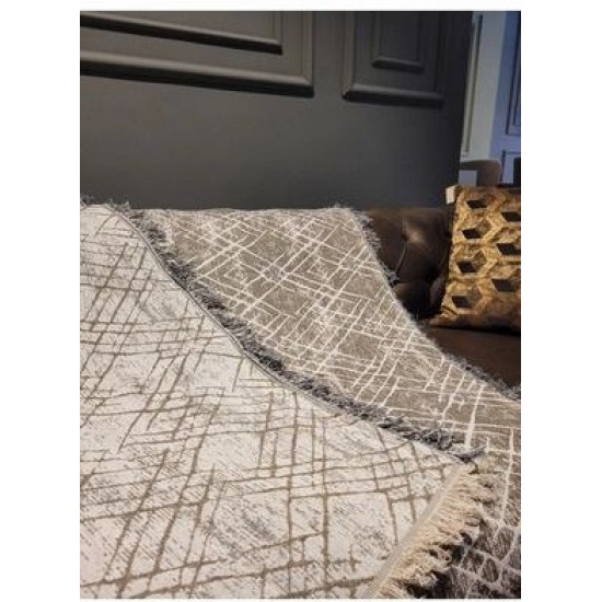 Light Brown & White Reversible Sofa Cover – Geometric Line Pattern Decorative Throw Blanket